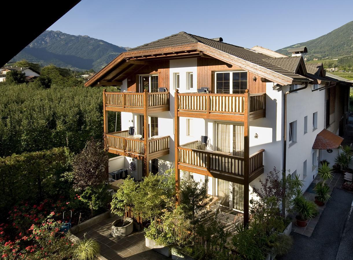 Pension Appartment Hecherhof Мерано Екстер'єр фото